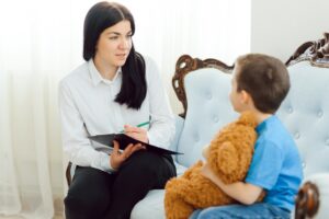 Çocuk ve Ergen Psikoloğu İzmir_ Genç Nesillerin Geleceğine Yatırım